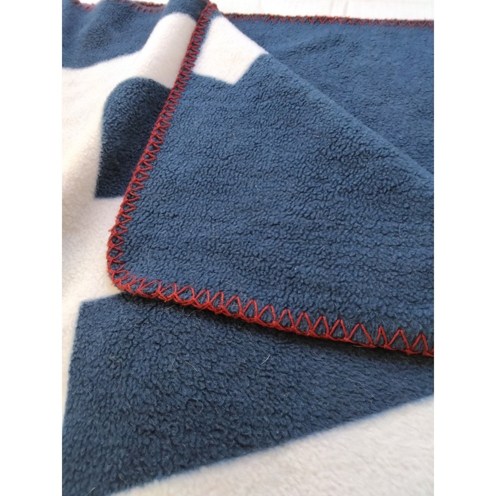 American Eagle Outfitters Fleece Throw Blanket Navy Red White 50x60 Logo Y2K - Picture 8 of 8